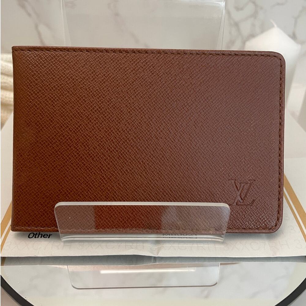 Louis Vuitton Vintage Taiga Brown Leather Card/ID Unisex Wallet COA EUC